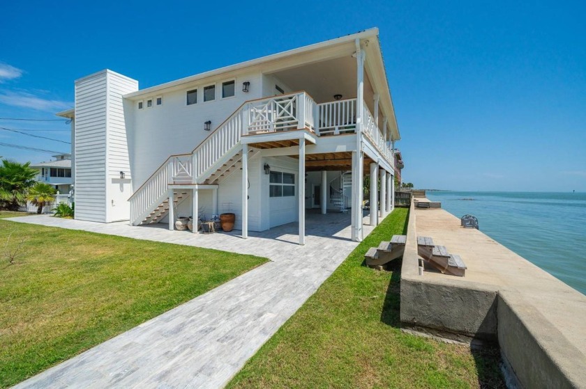 Welcome to a magnificent oceanfront luxury home. This - Beach Home for sale in Ingleside on The Bay, Texas on Beachhouse.com