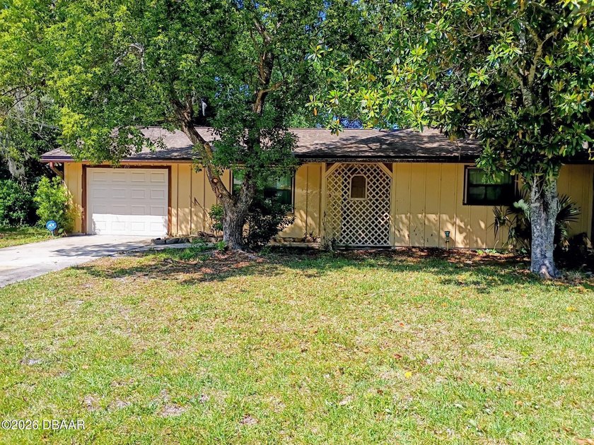Great opportunity for investors, or first-time home buyers with - Beach Home for sale in Holly Hill, Florida on Beachhouse.com