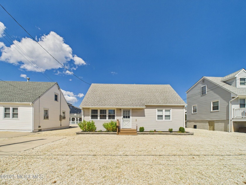 Bayside Bliss in Surf City Welcome to the heart of Surf City - Beach Home for sale in Surf City, New Jersey on Beachhouse.com