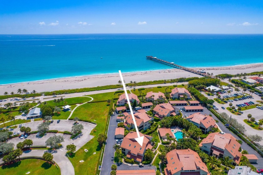 Don't miss this Beautifully renovated expansive 4 bedroom, 3 - Beach Condo for sale in Jupiter, Florida on Beachhouse.com