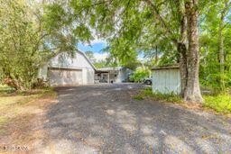 Escape to your own private retreat with this 3-bedroom, 2-bath - Beach Home for sale in Bunnell, Florida on Beachhouse.com