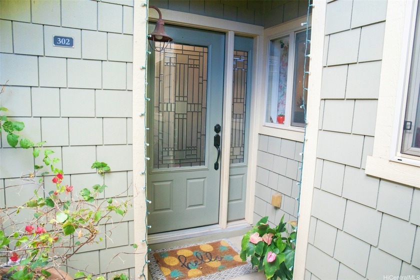 Welcome home to Ocean Ridge at Makakilo! This spacious and - Beach Condo for sale in Kapolei, Hawaii on Beachhouse.com