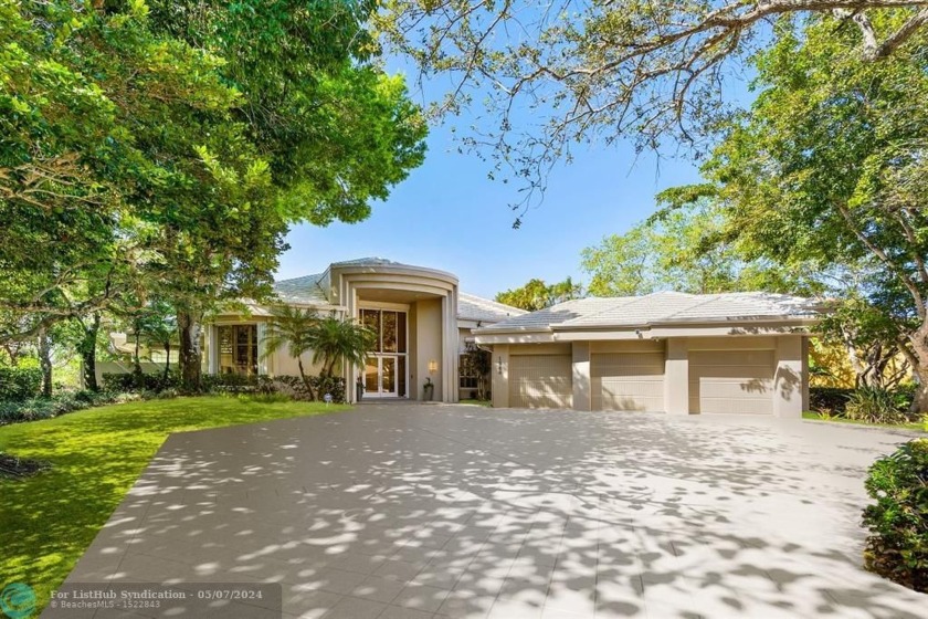 HUGE PRICE REDUCTION! DON'T MISS THIS OPPORTUNITY! Majestically - Beach Home for sale in Coral Springs, Florida on Beachhouse.com