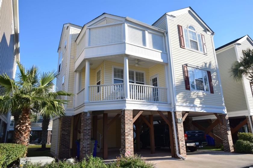 A beautiful 4 bedroom home in the desirable Ocean Oaks West - Beach Home for sale in Surfside Beach, South Carolina on Beachhouse.com