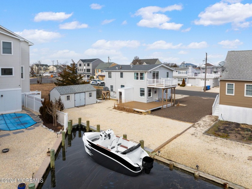 Location, Location, Location! 23 Jennie Dr on a 60 x 80 foot lot - Beach Home for sale in Manahawkin, New Jersey on Beachhouse.com