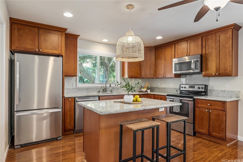 Welcome to the North Shore-where privacy, style, and island - Beach Home for sale in Waialua, Hawaii on Beachhouse.com