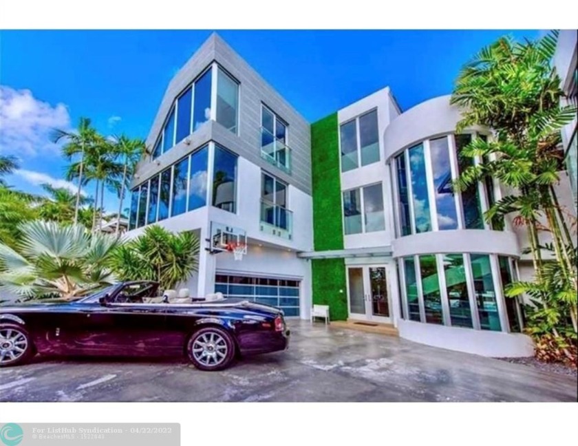 This beautiful home has been completely rebuilt from the ground - Beach Home for sale in Fort Lauderdale, Florida on Beachhouse.com