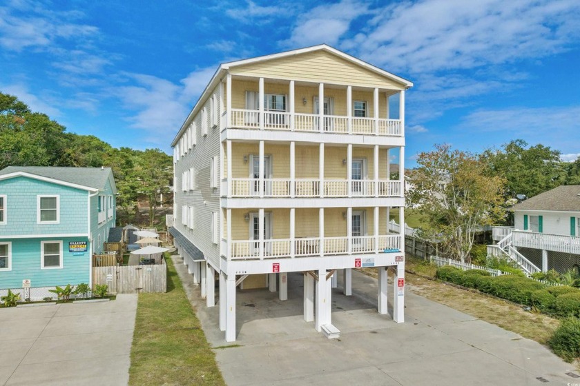 Do not miss this RENTAL MACHINE!!! SIXTEEN BEDROOMS and FOURTEEN - Beach Townhome/Townhouse for sale in North Myrtle Beach, South Carolina on Beachhouse.com