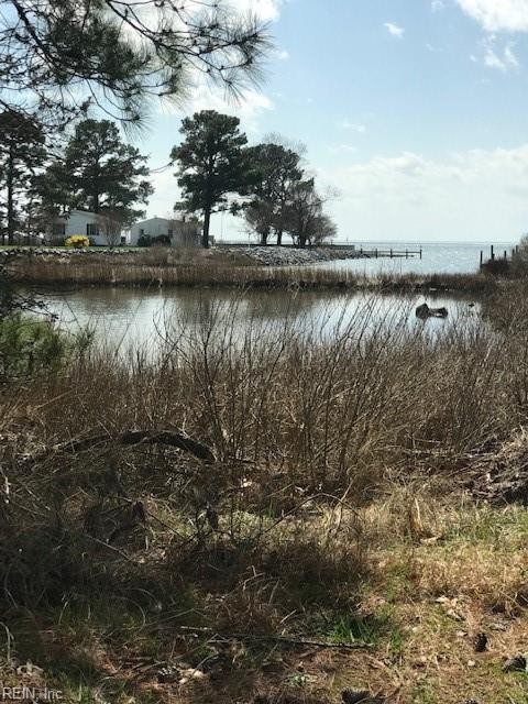 Quick access to the Mobjack Bay from your front door!  3.18 acre - Beach Acreage for sale in Susan, Virginia on Beachhouse.com