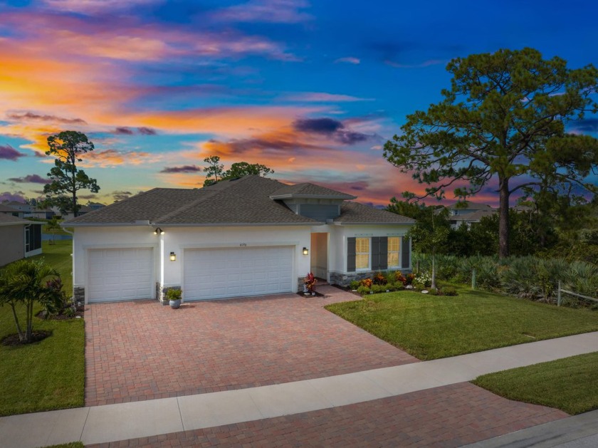 Stunning 3/3/3 w flex rm/ open floor plan. High hats, extra - Beach Home for sale in Vero Beach, Florida on Beachhouse.com