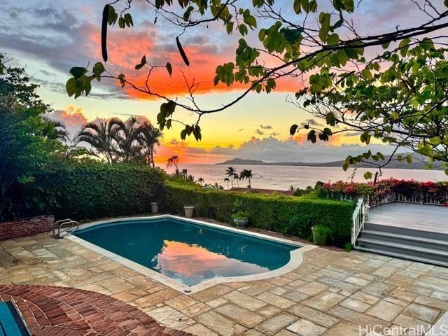 Unique Residence with rare elevation & endless possibilities - Beach Home for sale in Honolulu, Hawaii on Beachhouse.com