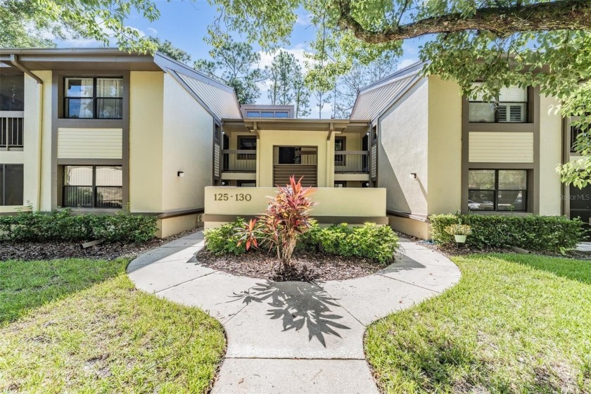 Welcome to Your New Home in East Lake Woodlands! Discover - Beach Condo for sale in Oldsmar, Florida on Beachhouse.com
