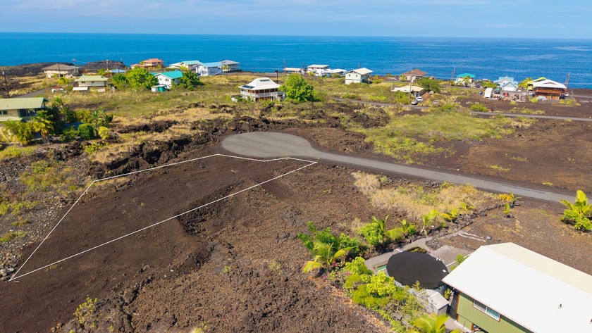 Tucked away on a quiet cul-de-sac, this Miloli'i lot is part of - Beach Lot for sale in Captain Cook, Hawaii on Beachhouse.com