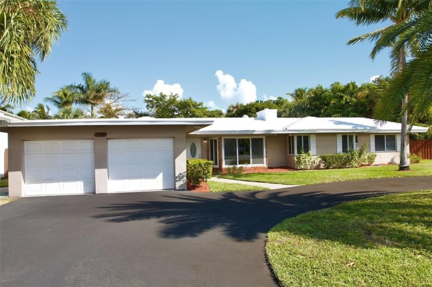 This property is located in Lighthouse Point rated as one of the - Beach Lot for sale in Lighthouse Point, Florida on Beachhouse.com