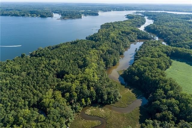 Beautiful Waterfront lot ready for Your Dream Home.   Abundant - Beach Lot for sale in Hartfield, Virginia on Beachhouse.com