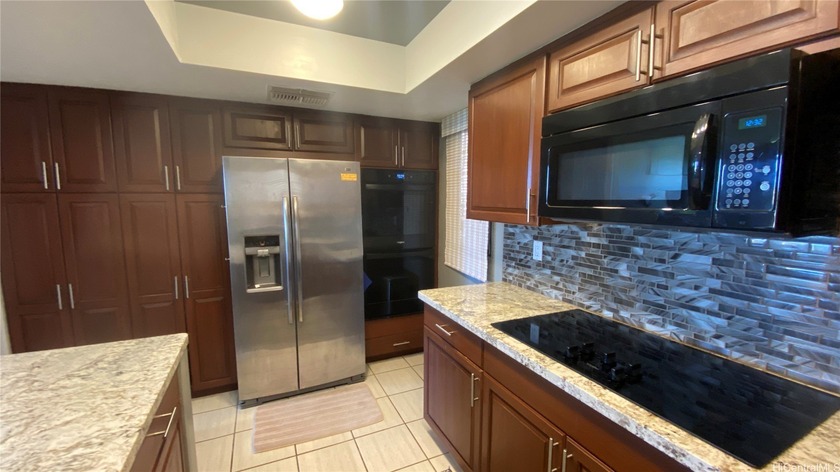 Rarely available air conditioned condo in the gated community of - Beach Condo for sale in Waikoloa, Hawaii on Beachhouse.com