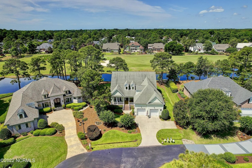 Stunning location on the 4th green of Member's Cate 9, lake to - Beach Home for sale in Southport, North Carolina on Beachhouse.com
