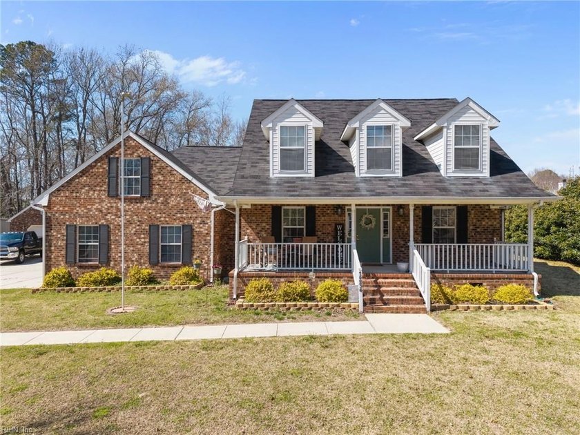 All-brick custom ranch with 4 bedrooms, 2 baths, and 2,700 sq ft - Beach Home for sale in Carrollton, Virginia on Beachhouse.com