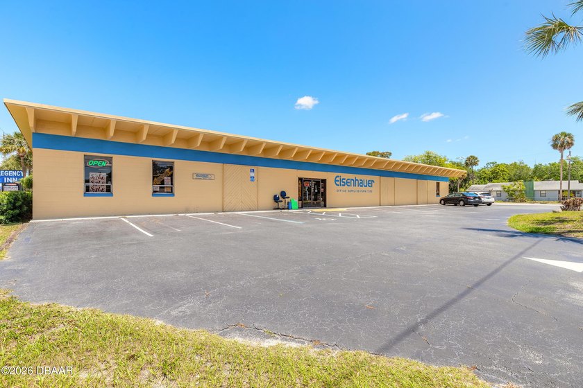 Prime retail/showroom opportunity located on a highly visible - Beach Commercial for sale in Daytona Beach, Florida on Beachhouse.com