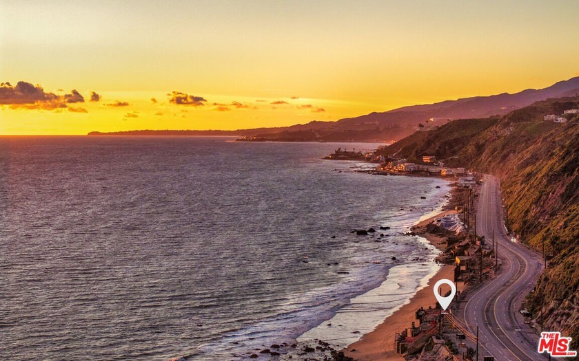 53 Feet of Beach Frontage! Palisades Fire burn out lot on Big - Beach Lot for sale in Malibu, California on Beachhouse.com