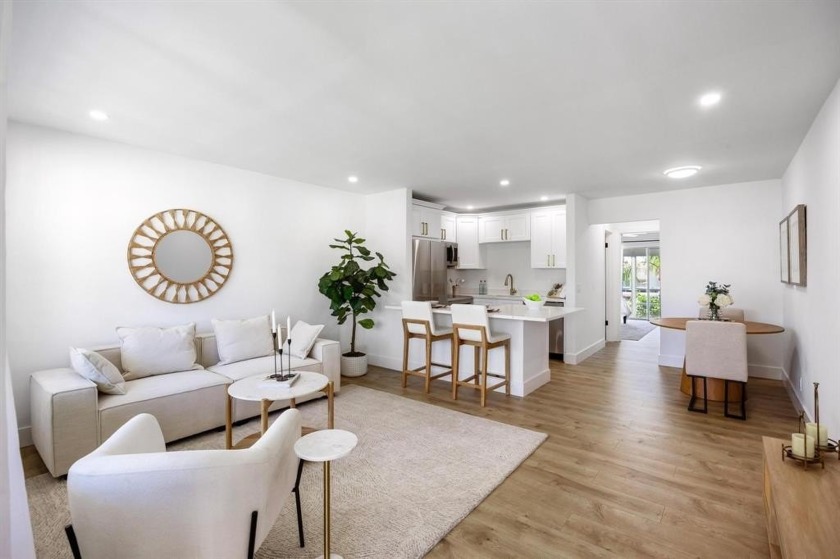 Discover this beautifully remodeled 1BR/1BA condo in an - Beach Condo for sale in Boynton Beach, Florida on Beachhouse.com