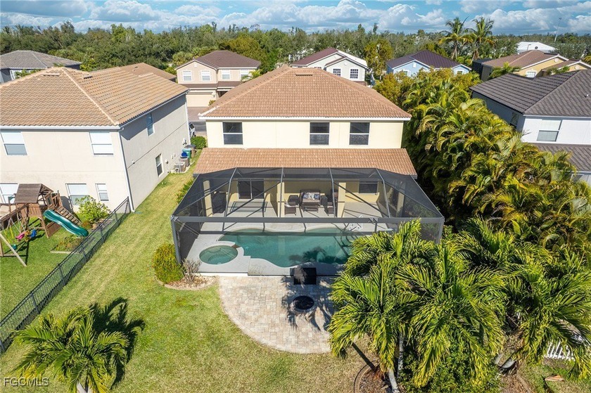 Heatherwood Lakes Pool Home with Lake Views. Searching for a - Beach Home for sale in Cape Coral, Florida on Beachhouse.com