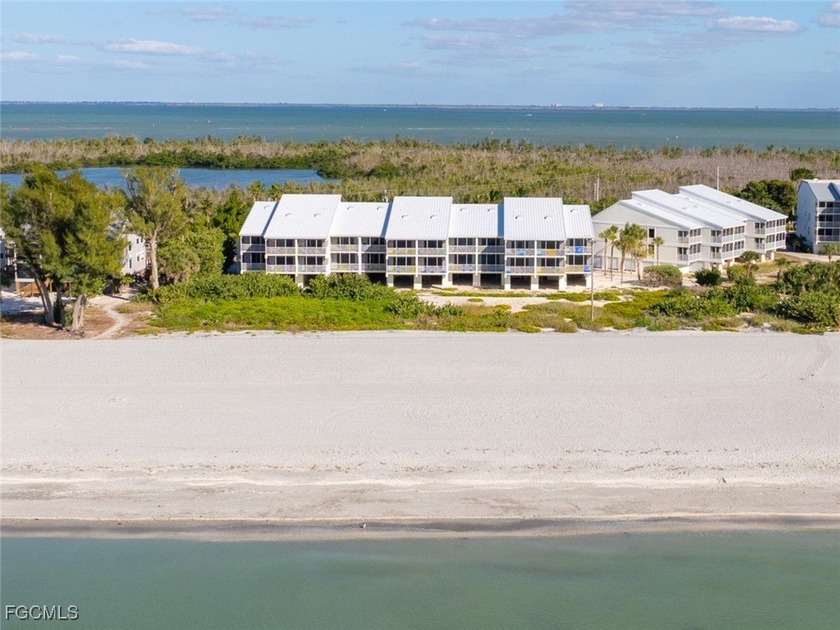 Live your best life at South Seas on Captiva Island in this - Beach Condo for sale in Captiva, Florida on Beachhouse.com