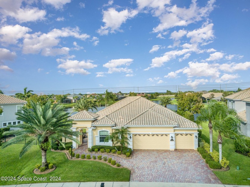 Welcome to your private oasis at 3546 Ayrshire Circle in the - Beach Home for sale in Melbourne, Florida on Beachhouse.com