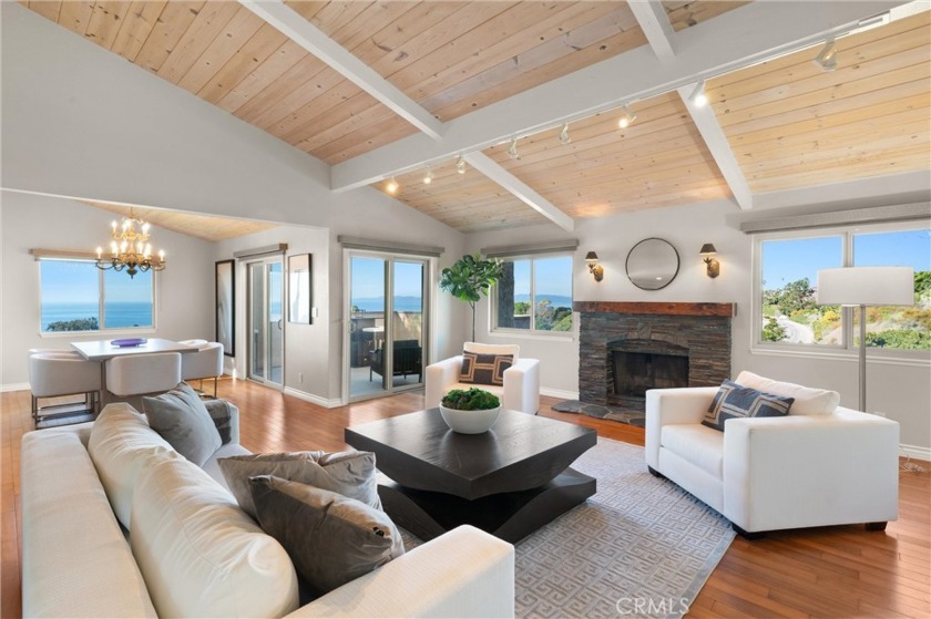 Enjoy spectacular panoramic ocean views from Catalina and up the - Beach Townhome/Townhouse for sale in Rolling Hills Estates, California on Beachhouse.com