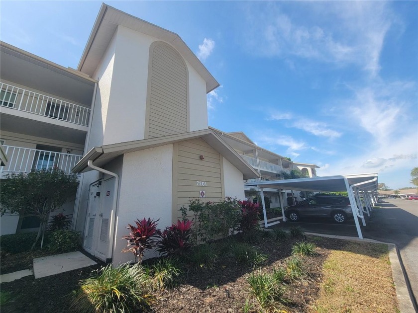 This condo is on the desired third floor, close to the elevator - Beach Condo for sale in Bradenton, Florida on Beachhouse.com