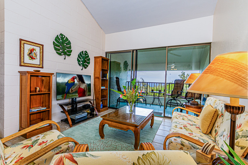 NOV -DEC availability! Monthly Rate Penthouse Condo at - Beach Vacation Rentals in Hilo, Hawaii on Beachhouse.com