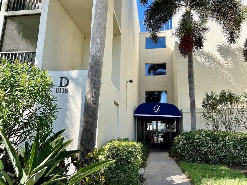 What a pleasure it is to come home to this amazing condo with - Beach Condo for sale in Bradenton, Florida on Beachhouse.com