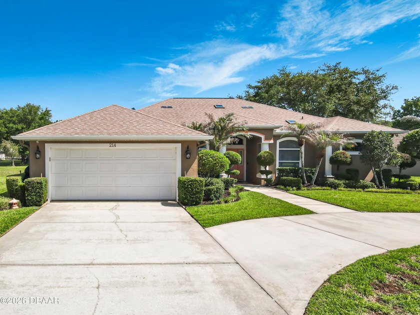 Beautiful 3 bed/2 bath/2-stall garage ranch-style home in Forest - Beach Home for sale in Ormond Beach, Florida on Beachhouse.com