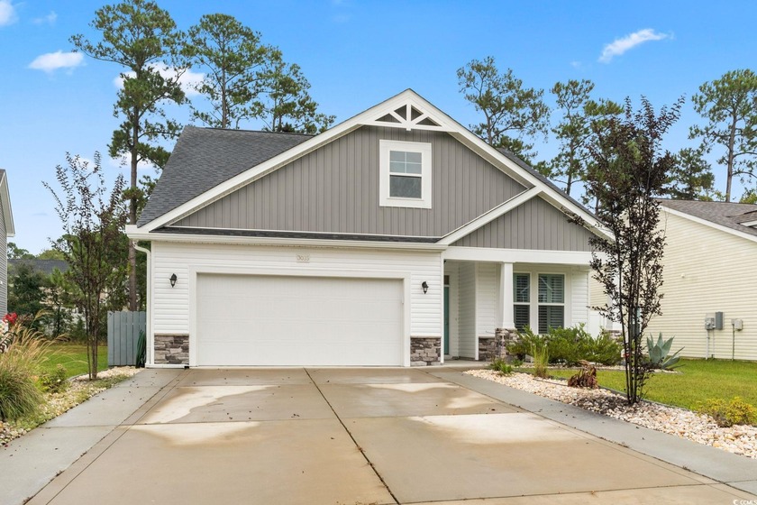 Better than new construction! This stunning 3-bedroom, 3-bath - Beach Home for sale in Longs, South Carolina on Beachhouse.com