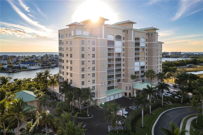 Million-dollar views await! Experience some of the most - Beach Condo for sale in Fort Myers Beach, Florida on Beachhouse.com