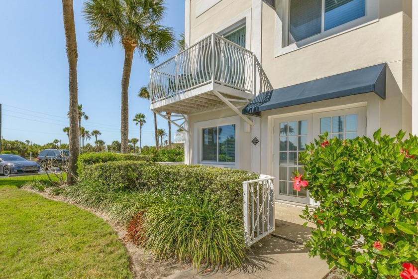 Discover the ideal OCEANSIDE home, perfect for a weekend retreat - Beach Condo for sale in Cape Canaveral, Florida on Beachhouse.com