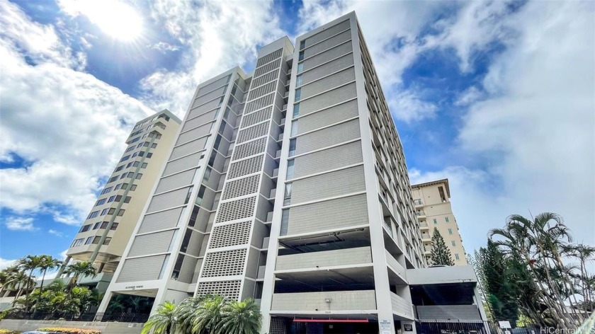 Rarely available, 2 bedroom, corner unit, recently updated, at - Beach Condo for sale in Honolulu, Hawaii on Beachhouse.com