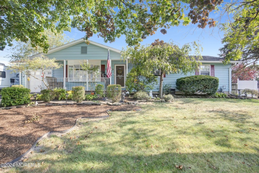 Beautifully updated ranch-style home in the highly desirable - Beach Home for sale in Toms River, New Jersey on Beachhouse.com