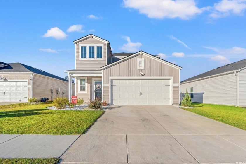 Welcome home to this 5 bedroom 2.5 bathroom home located in the - Beach Home for sale in Myrtle Beach, South Carolina on Beachhouse.com