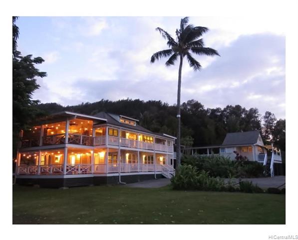 Just over 200 ft to sunset beach sits this private estate! Enjoy - Beach Home for sale in Haleiwa, Hawaii on Beachhouse.com