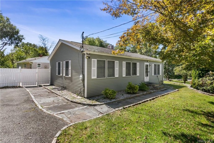 Welcome to this bright, open, cozy well-maintained Ranch home - Beach Home for sale in Kent, New York on Beachhouse.com