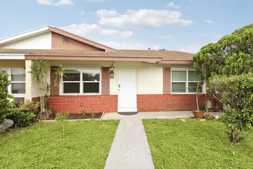 Welcome to 3814 Van Cott Place in Palm Beach Gardens - a - Beach Home for sale in West Palm Beach, Florida on Beachhouse.com