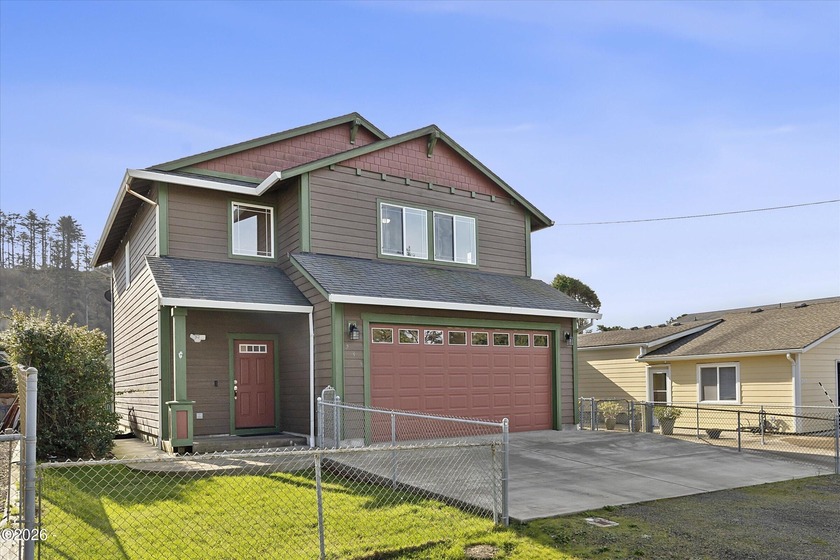 The perfect home for the laidback Oregon coast lifestyle you - Beach Home for sale in Newport, Oregon on Beachhouse.com