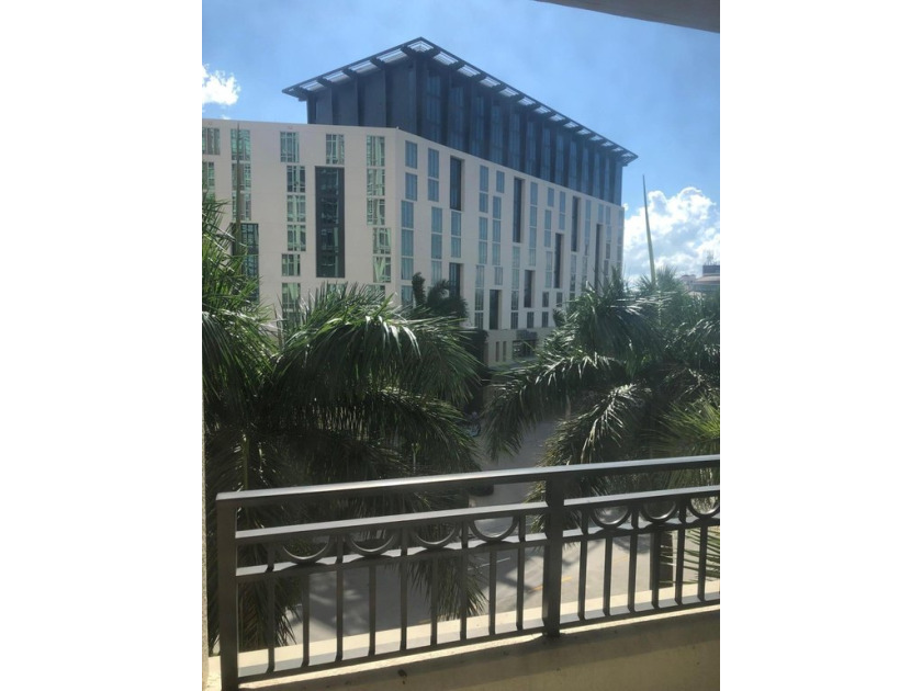 Great downtown West Palm Beach building with first class - Beach Condo for sale in West Palm Beach, Florida on Beachhouse.com