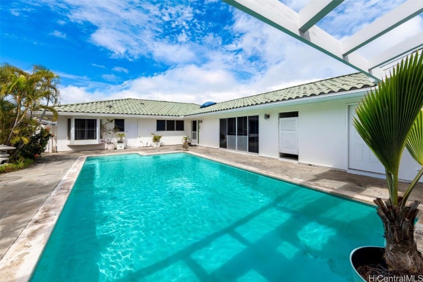 Situated along Hawaii Kai's coveted marina-frontage, 675 - Beach Home for sale in Honolulu, Hawaii on Beachhouse.com