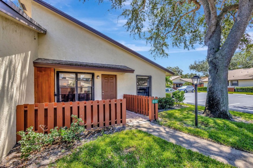 Welcome to The Villas of Hobe Sound! Discover a hidden gem in - Beach Home for sale in Hobe Sound, Florida on Beachhouse.com