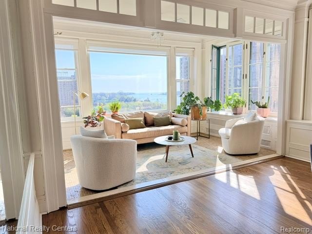- Primary Bedroom, Second Bedroom + Guest Room - 3 Full Baths - - Beach Condo for sale in Detroit, Michigan on Beachhouse.com