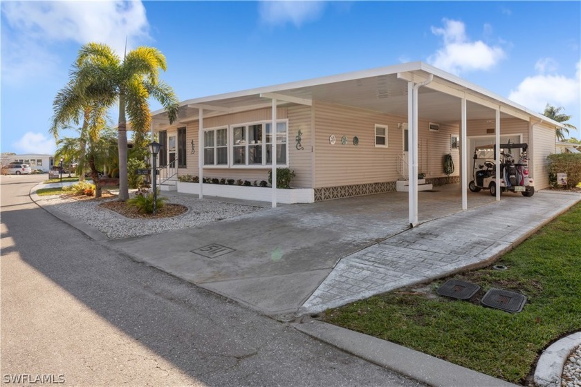 Welcome to your dream retirement oasis! Nestled within a vibrant - Beach Home for sale in North Fort Myers, Florida on Beachhouse.com