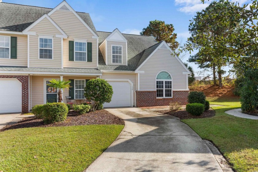 This spacious 3-bedroom, 2-bathroom end-unit townhome is located - Beach Townhome/Townhouse for sale in Murrells Inlet, South Carolina on Beachhouse.com