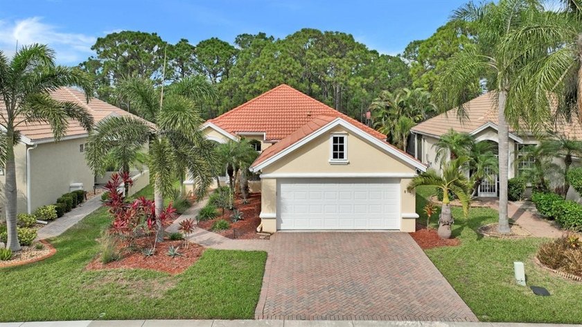2/2 cute and cozy well maintained home in Lake Charles gated - Beach Home for sale in Port Saint Lucie, Florida on Beachhouse.com